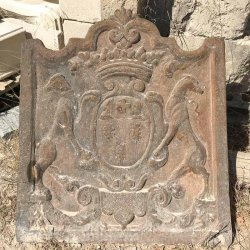 PLAQUE DE CHEMINEE ECUSSON...