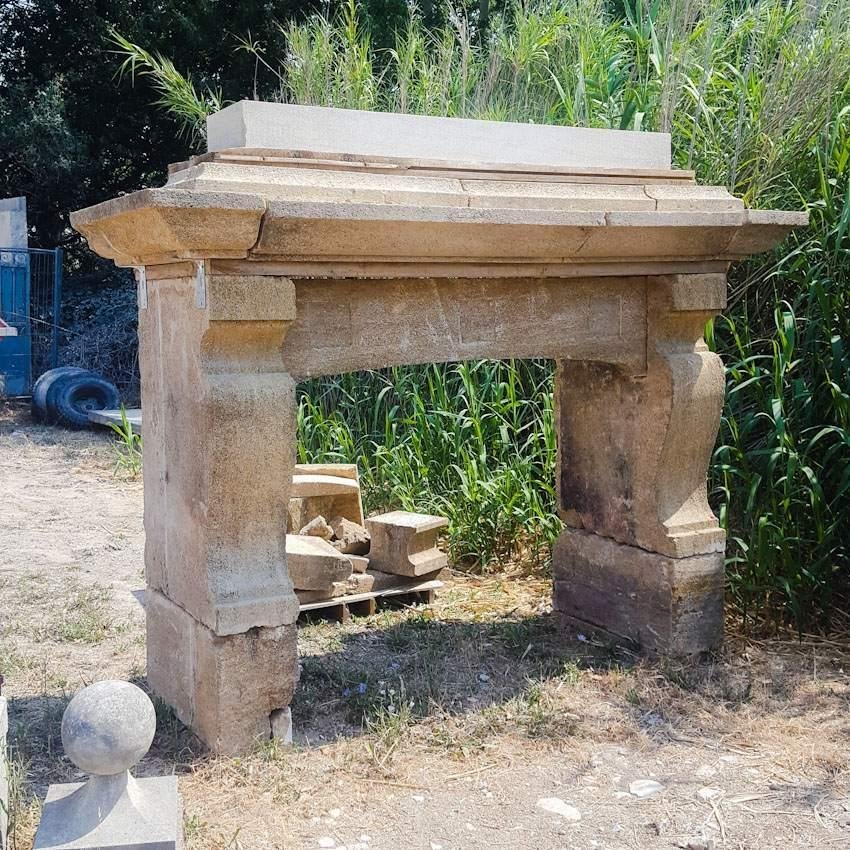 CHEMINEE ANCIENNE MONUMENTALE CHEMINEE ANCIENNE MONUMENTALE