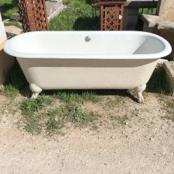 BAIGNOIRE SERRE D'AIGLE