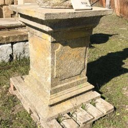 SOCLE PLASTRON PR H100